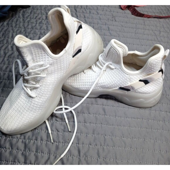 Cool Planet by Steve Madden white sneaker Size 11 - Picture 3 of 7